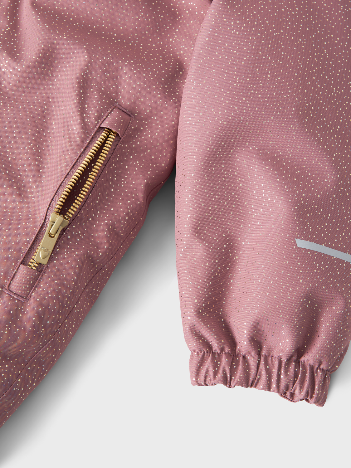 model_shot-detail