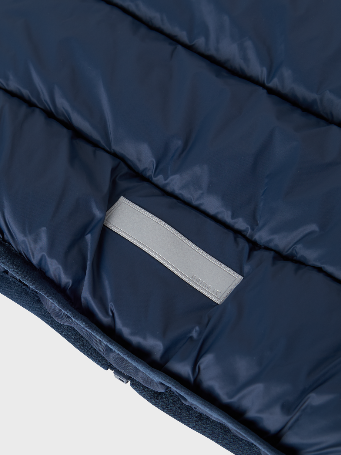 model_shot-detail