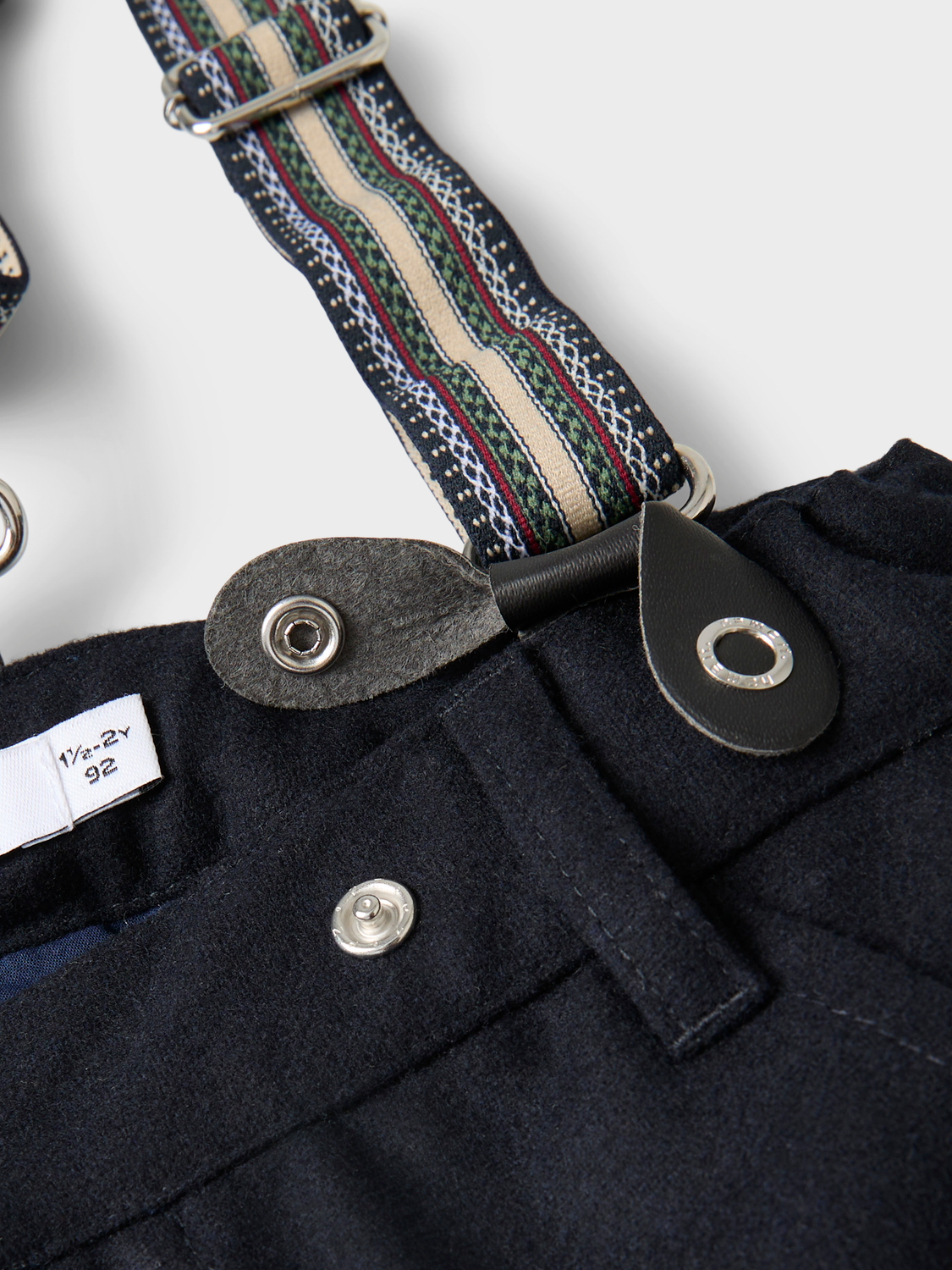 model_shot-detail