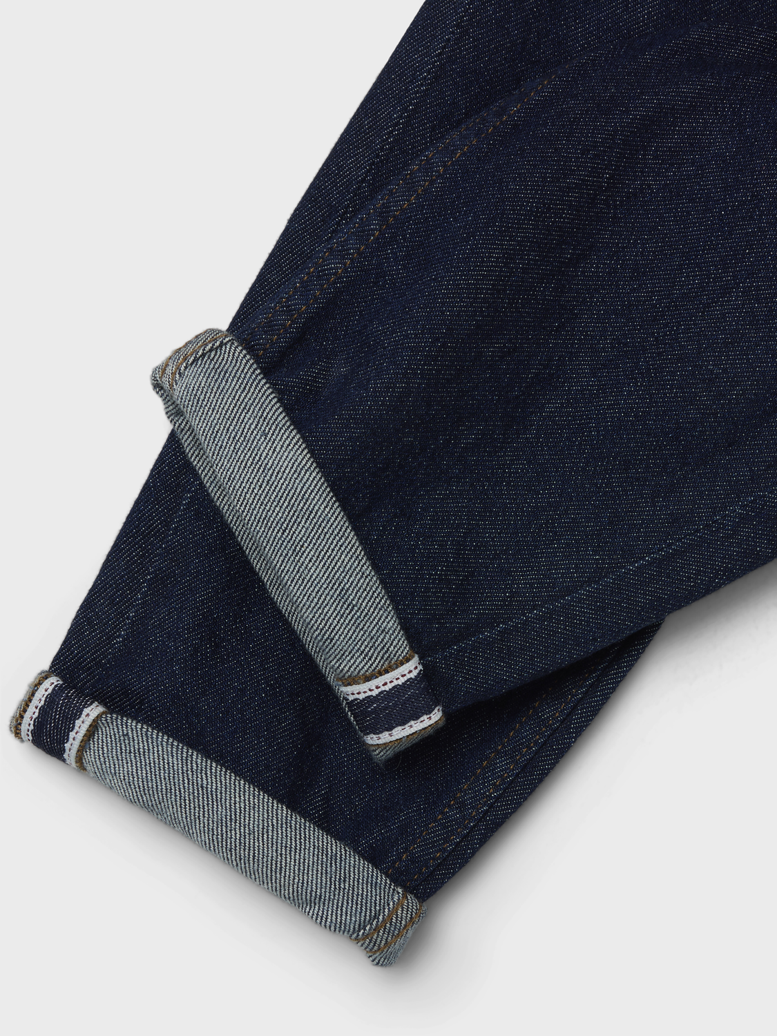 model_shot-detail