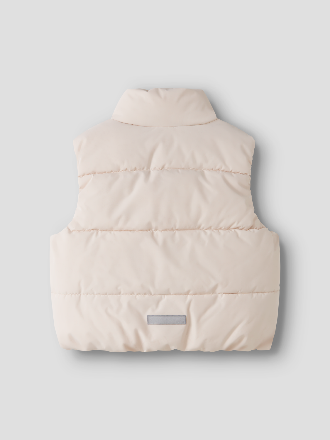 pack_shot-back