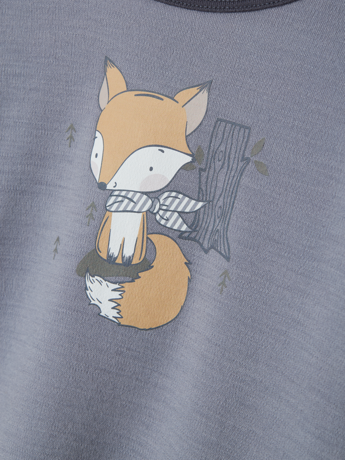 model_shot-front_full