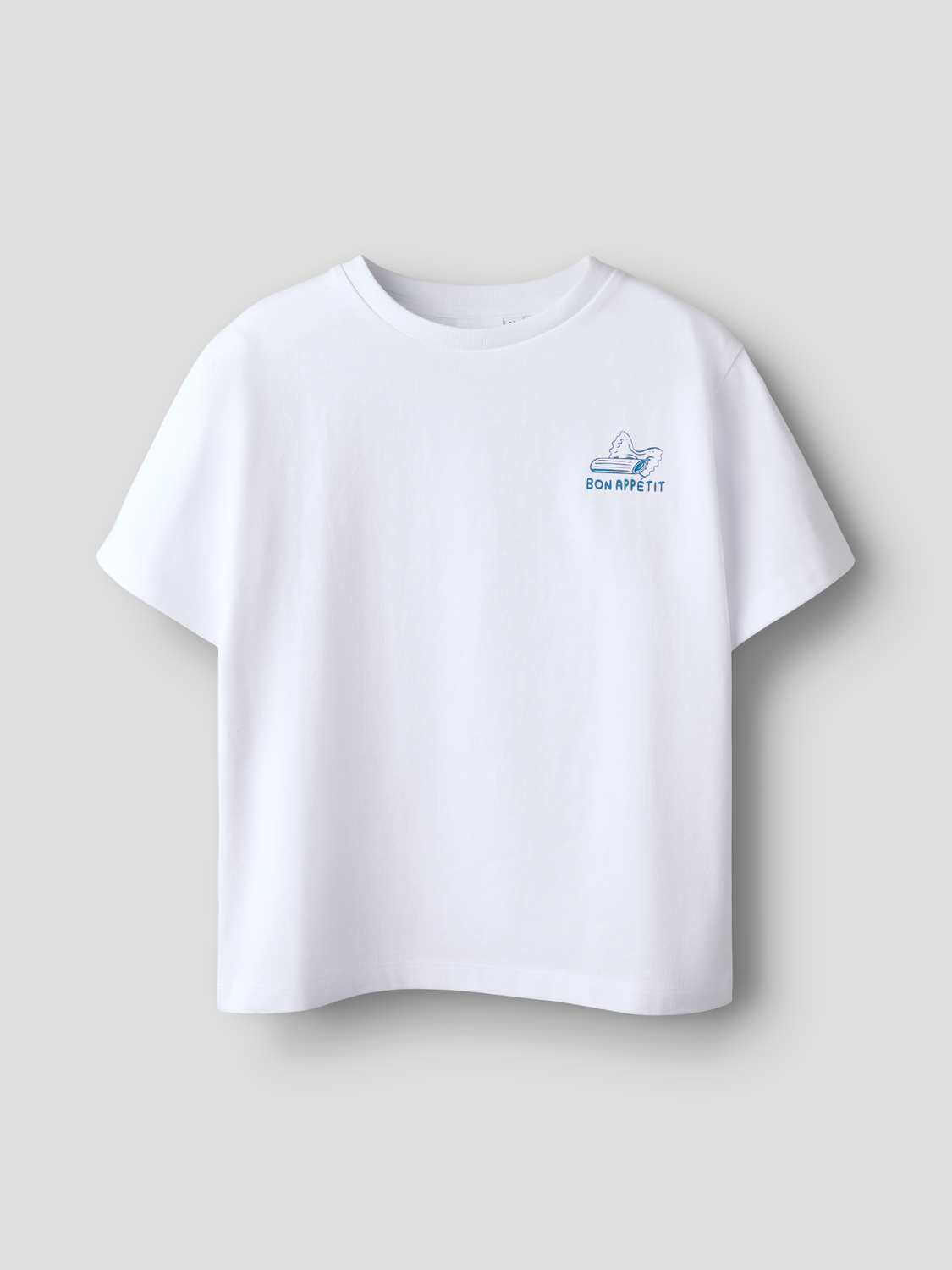 model_shot-front
