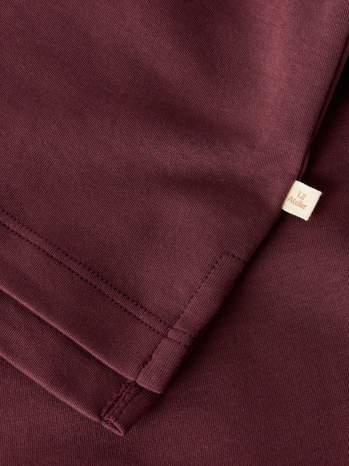 model_shot-front_full