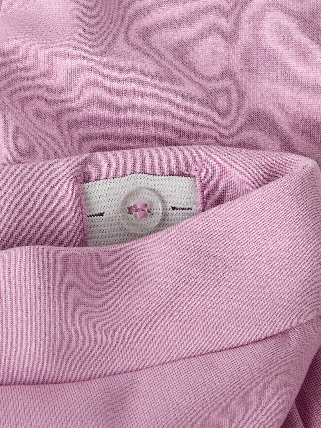 model_shot-front_full