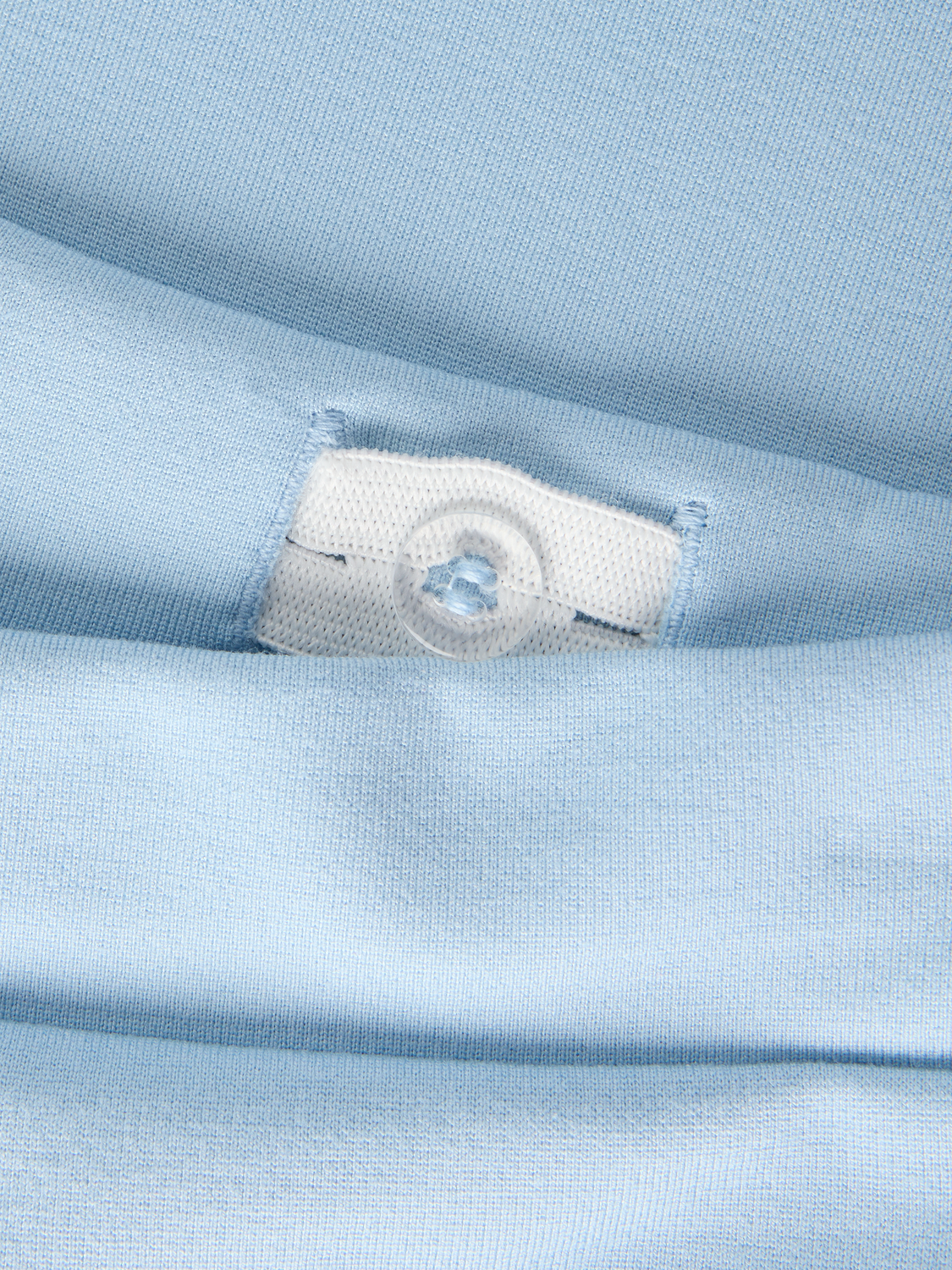 model_shot-front_full