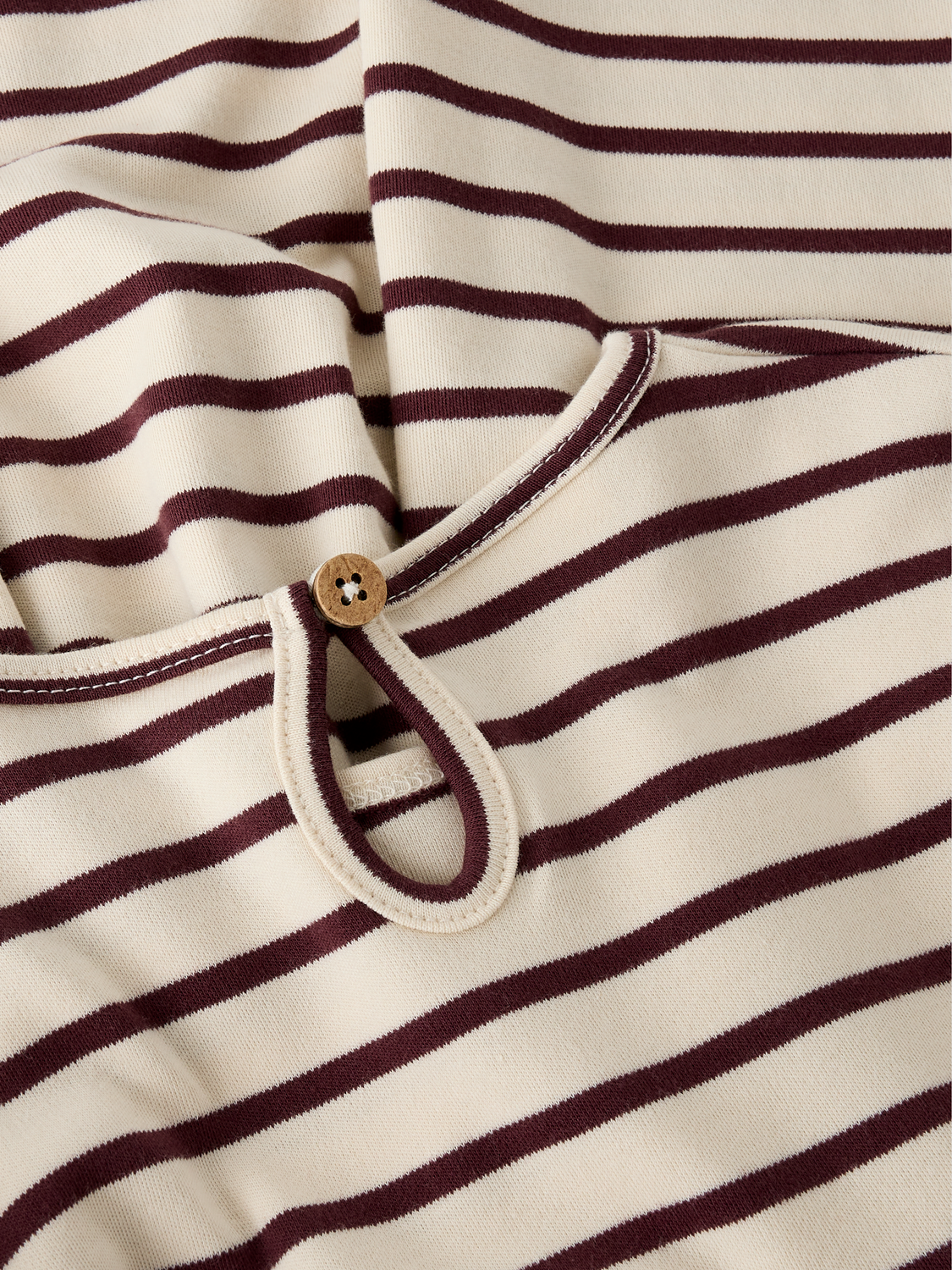 model_shot-front_full