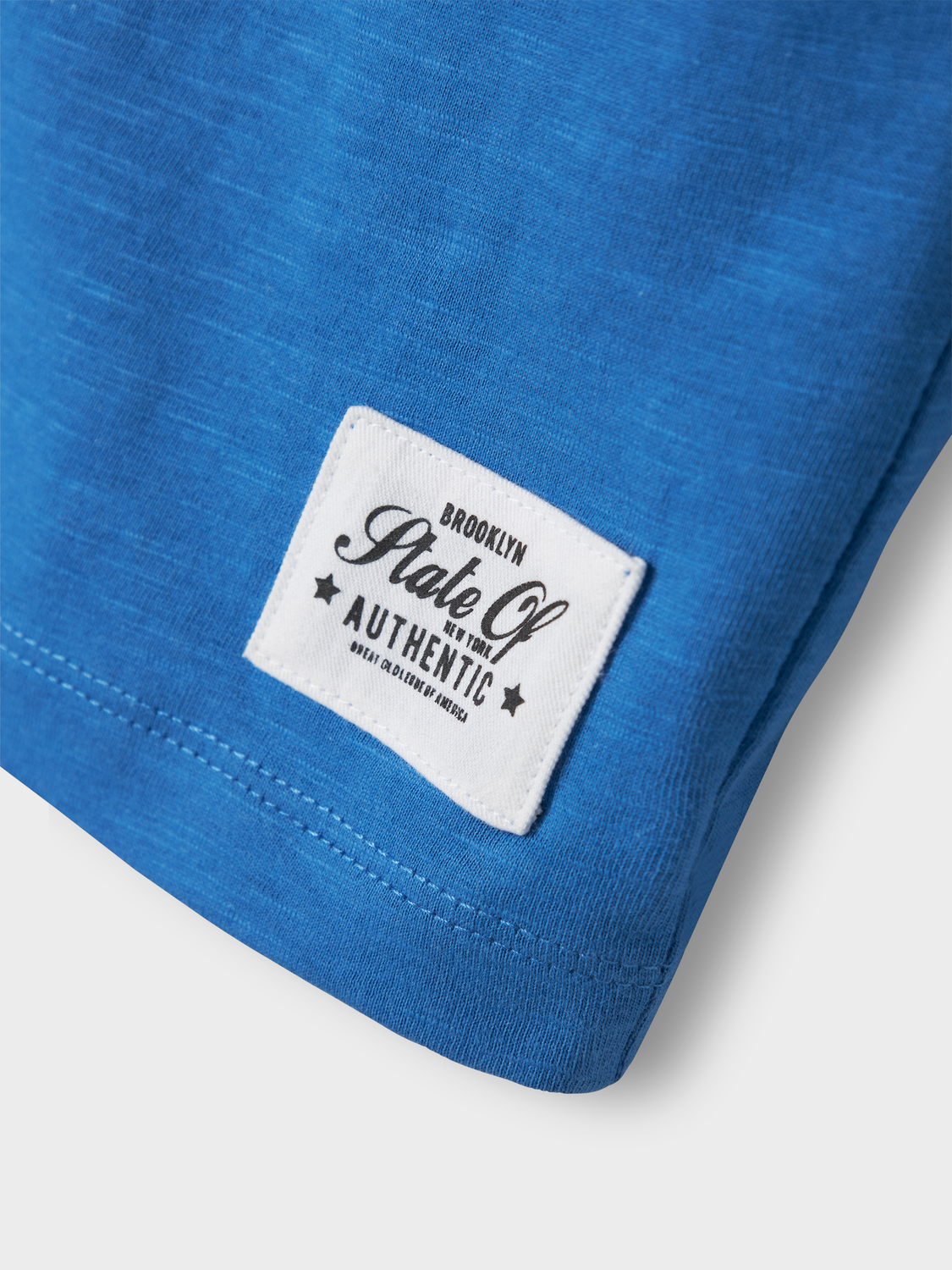 model_shot-front_full