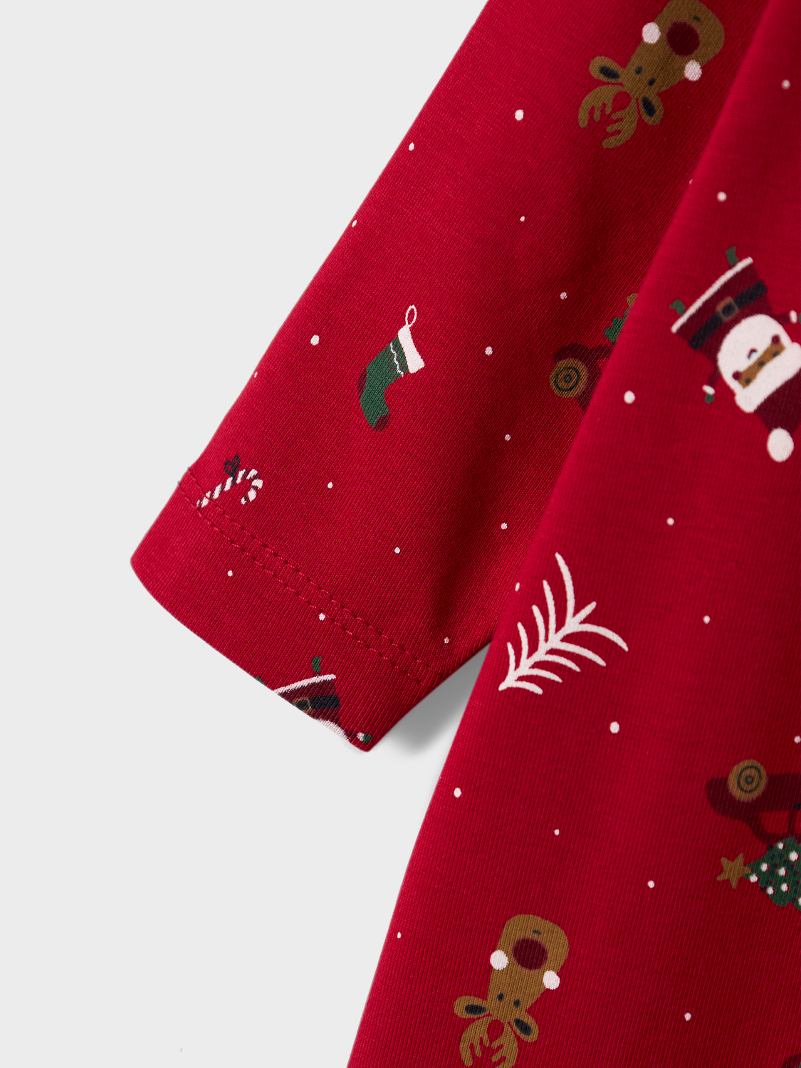 model_shot-front_full