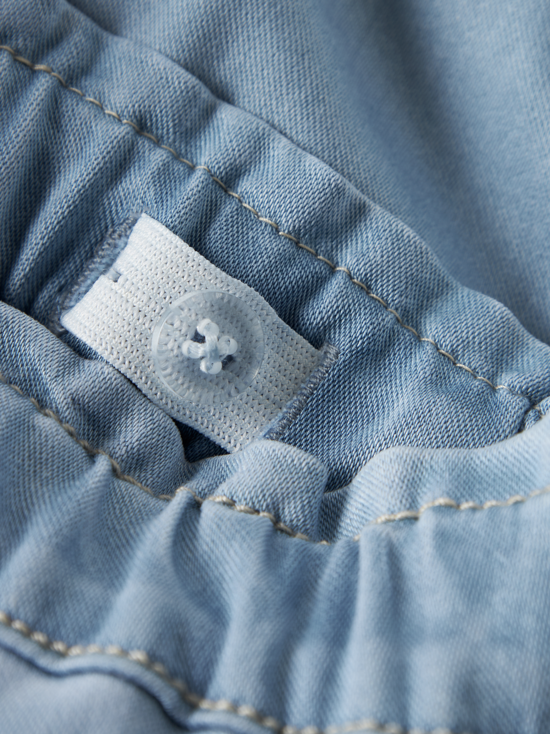 model_shot-front_full