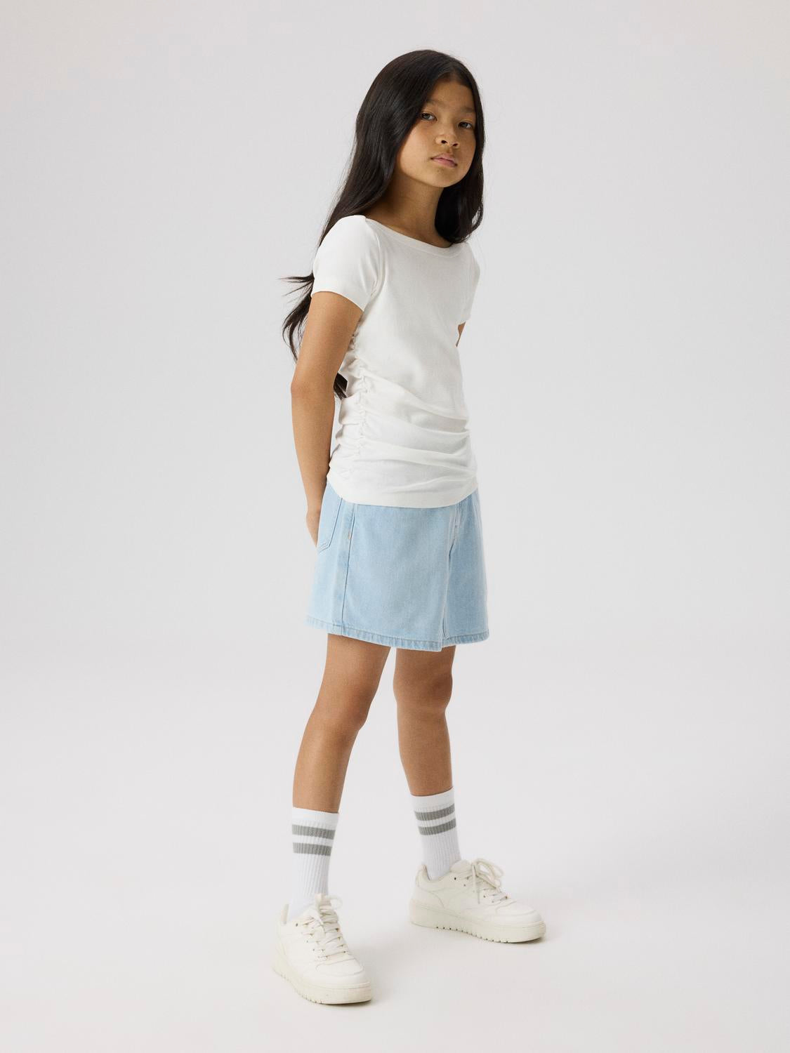 model_shot-detail