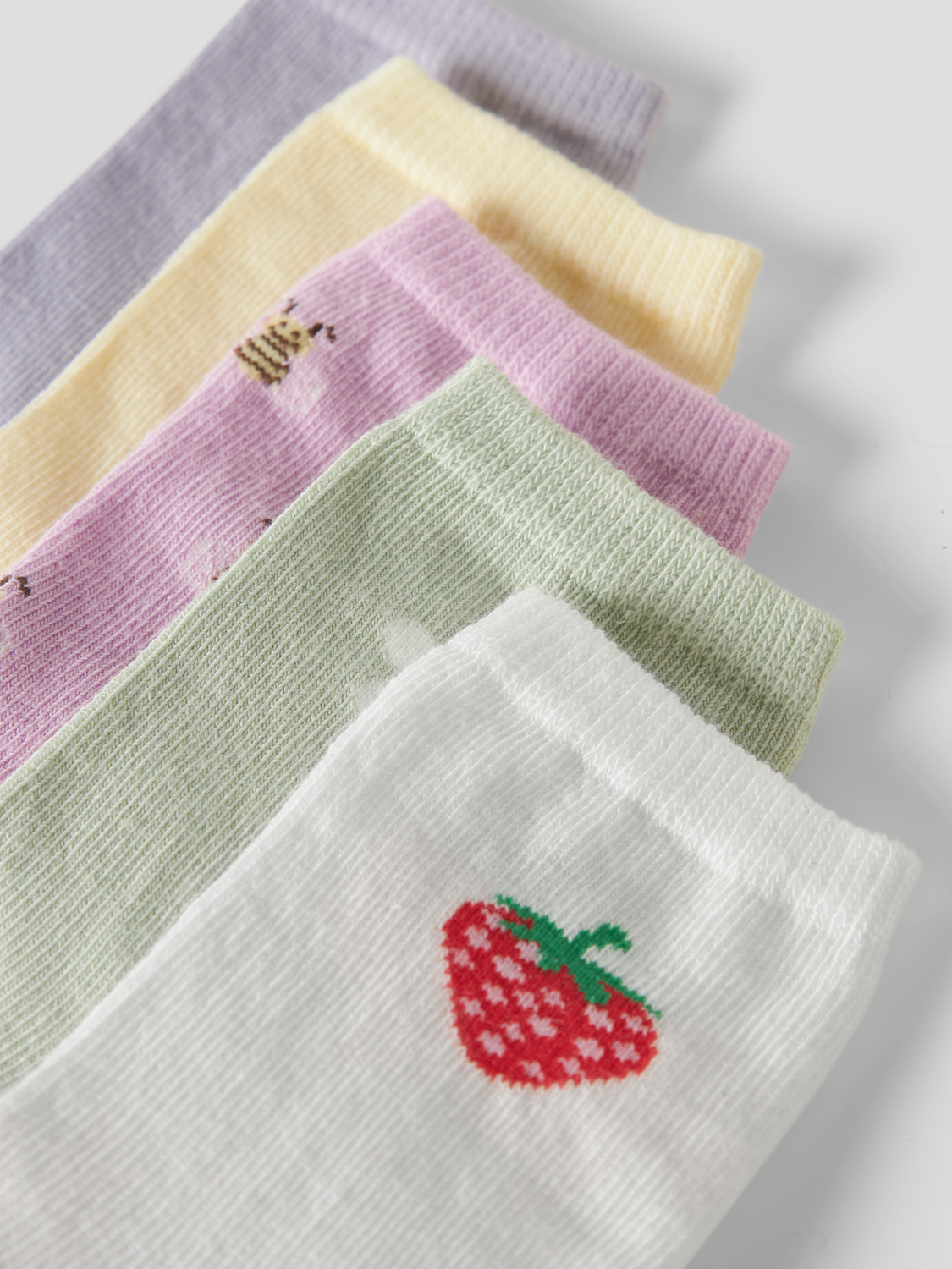 model_shot-front_full