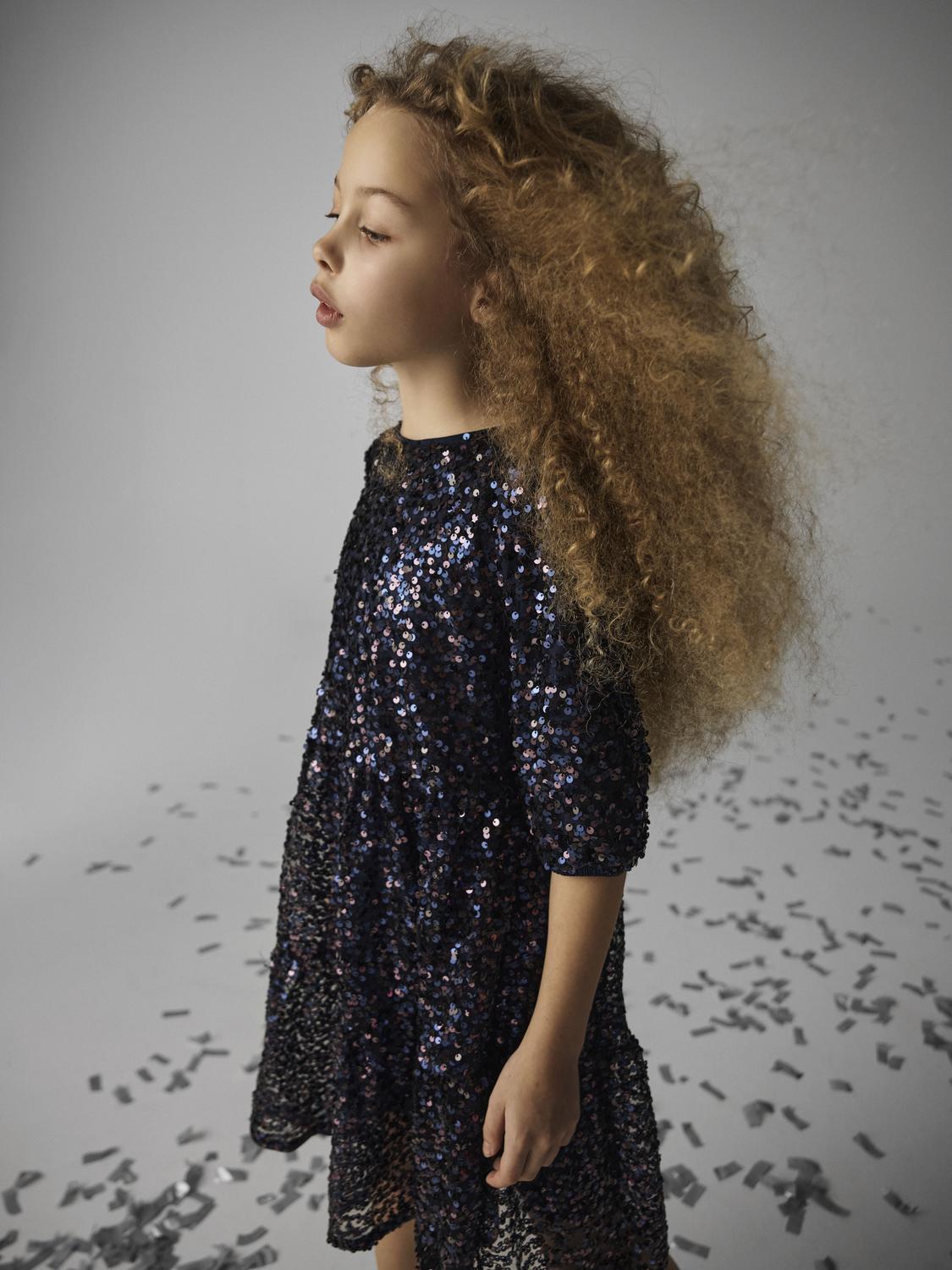 model_shot-creative