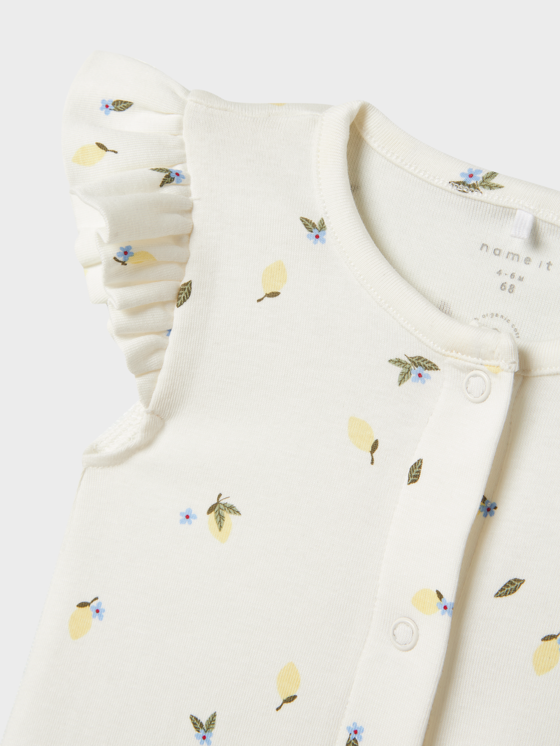 model_shot-front_full