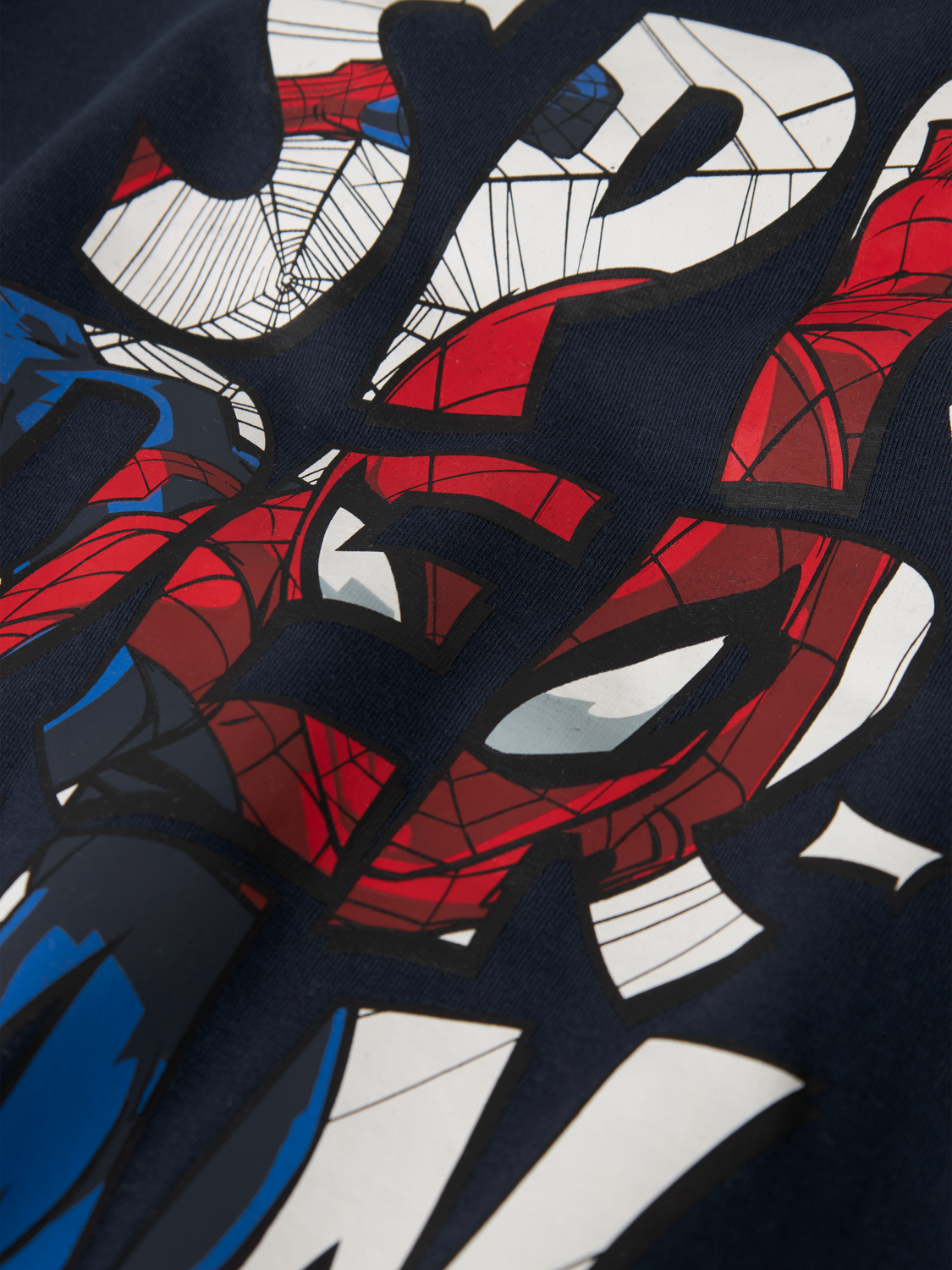 model_shot-front_full