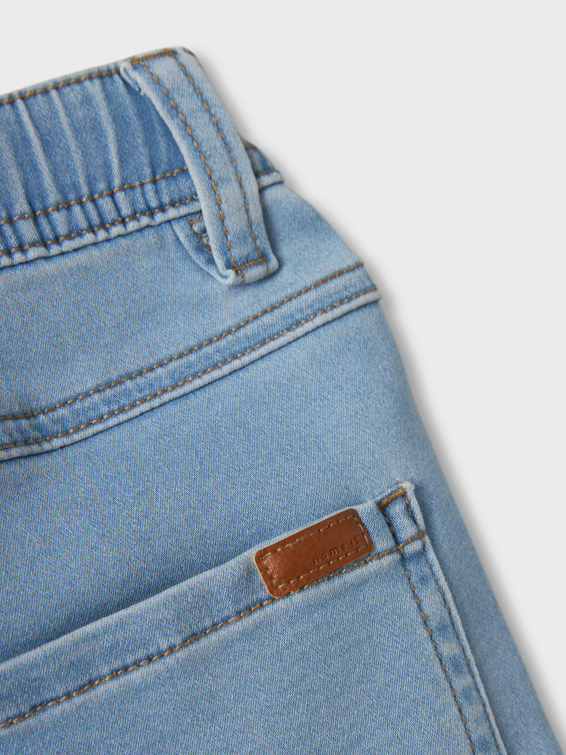 model_shot-detail