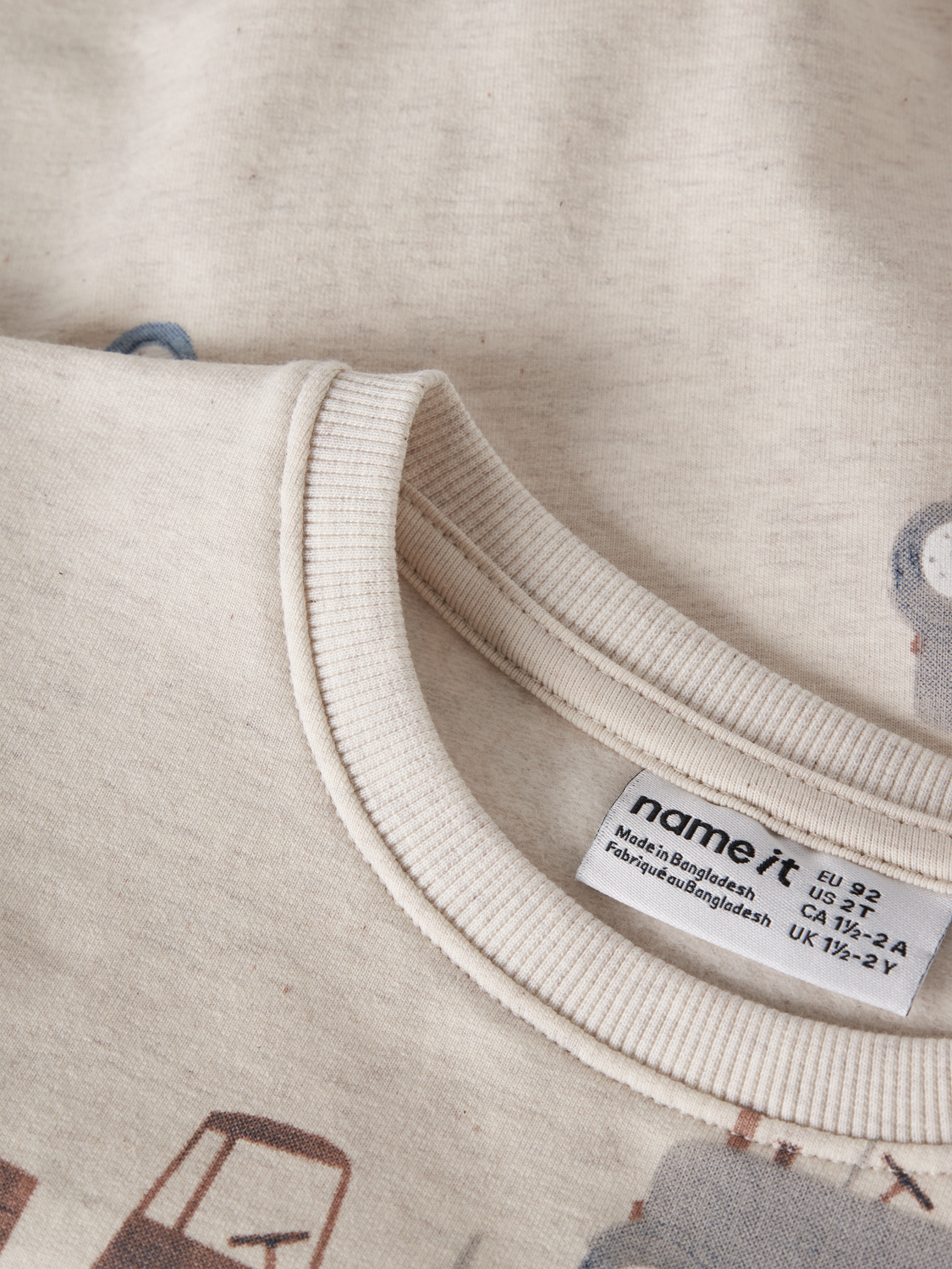 model_shot-front_full