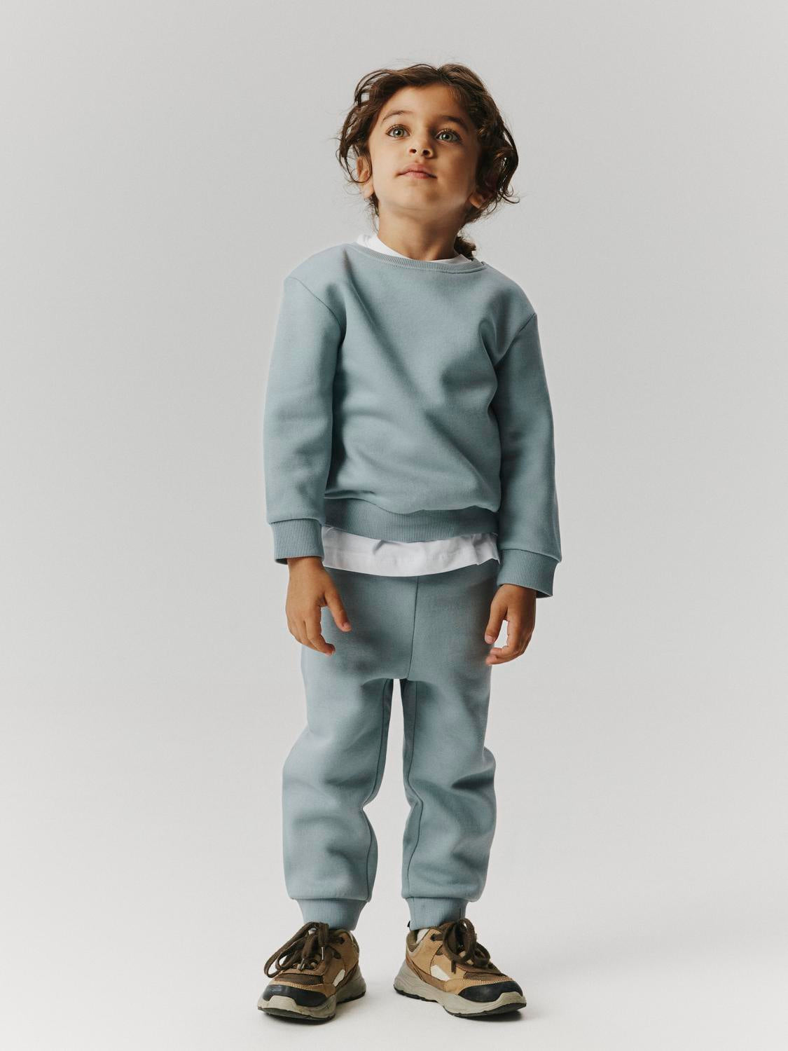 model_shot-detail