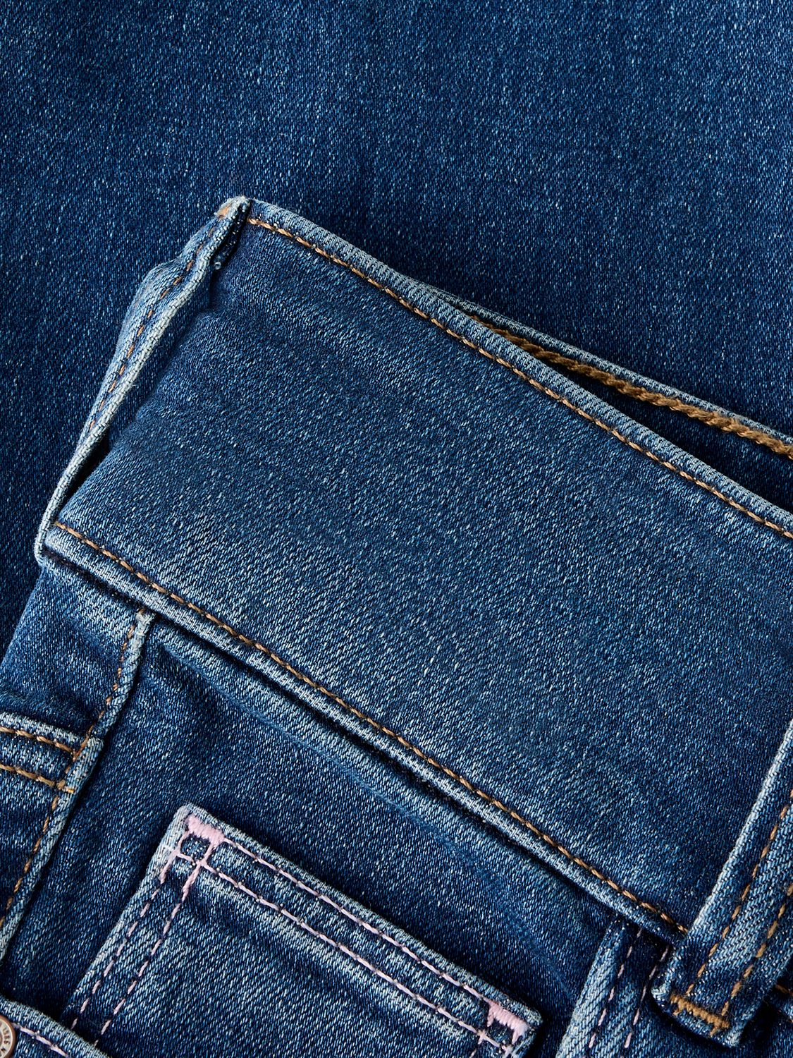 model_shot-detail