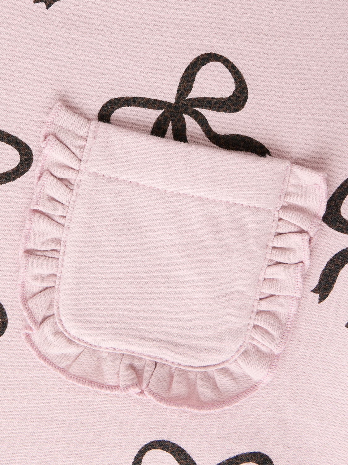 model_shot-front_full