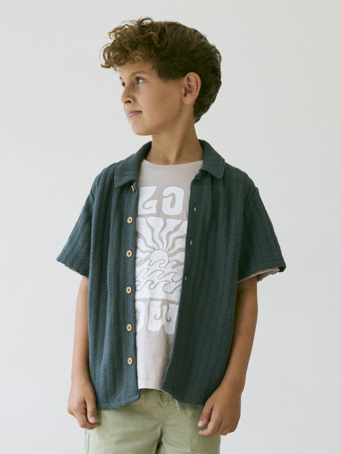 model_shot-creative