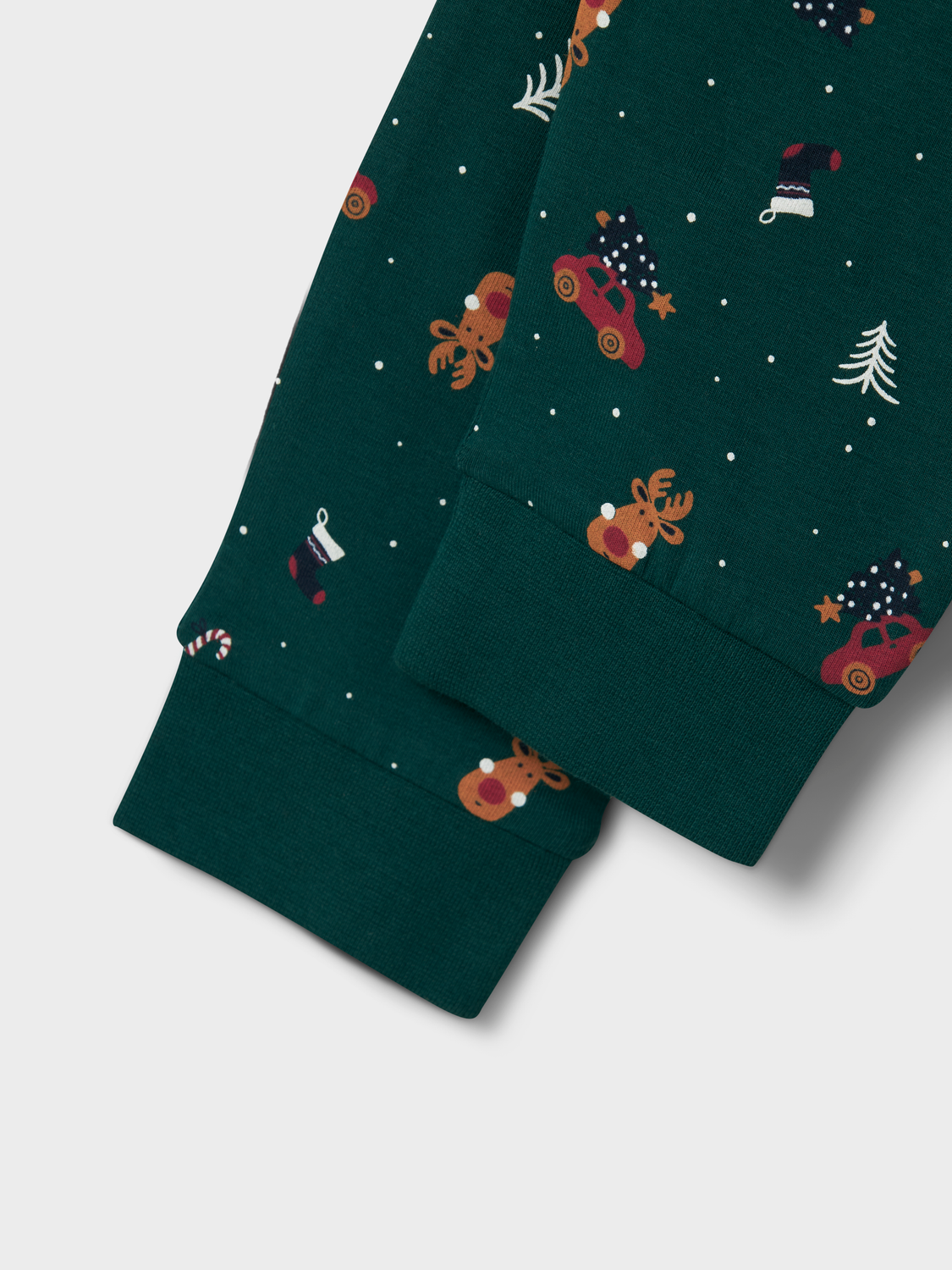 model_shot-front_full