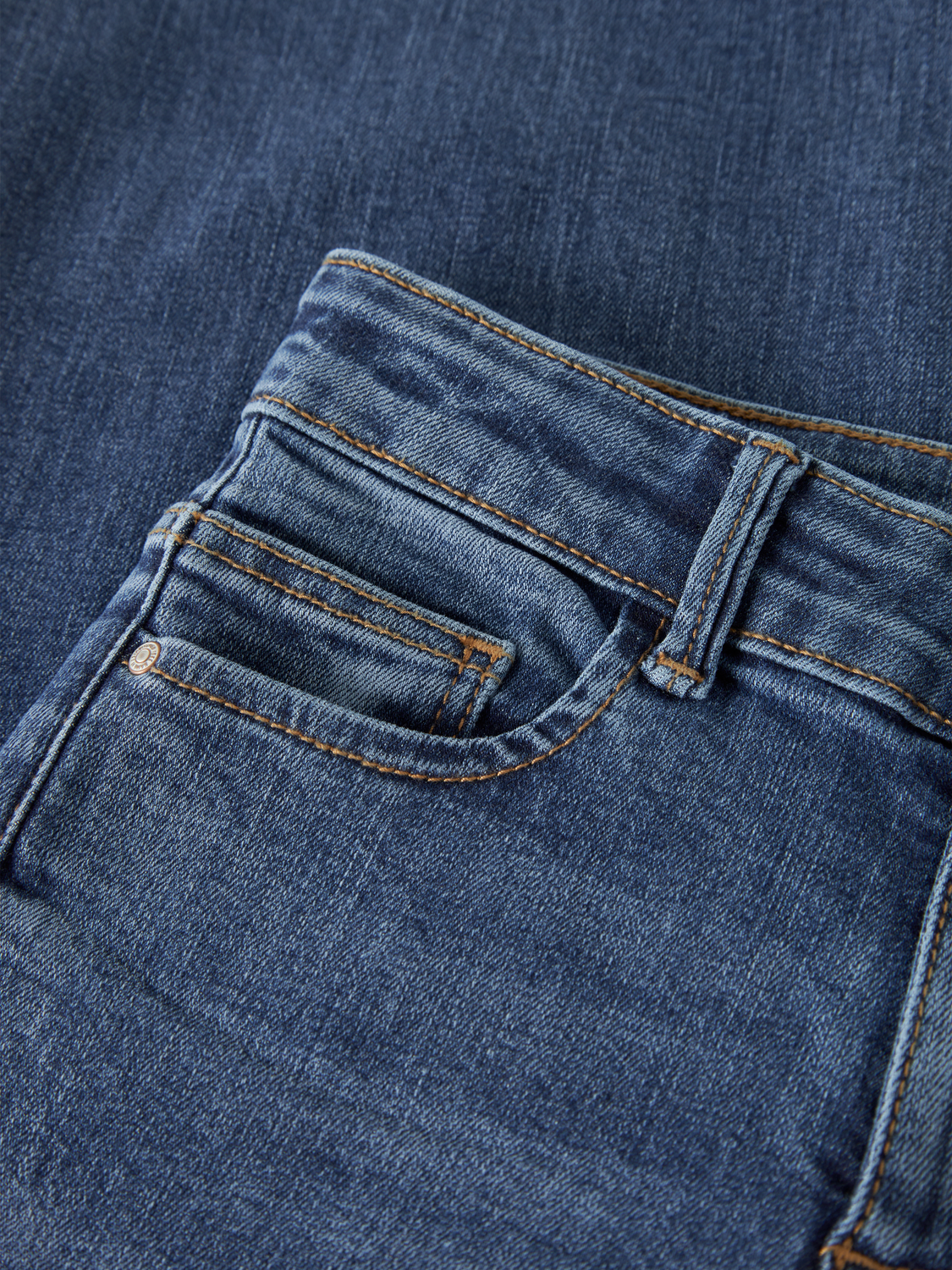 model_shot-detail