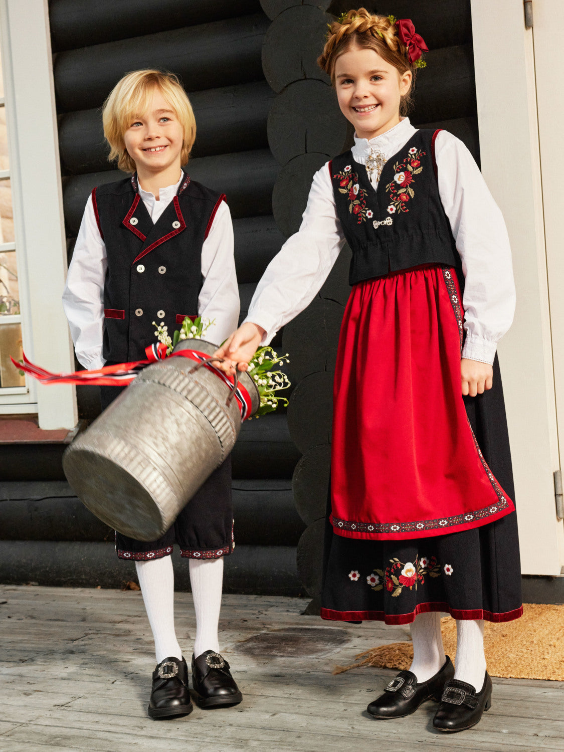 NKFTETANA Other Accessories - Rio Red