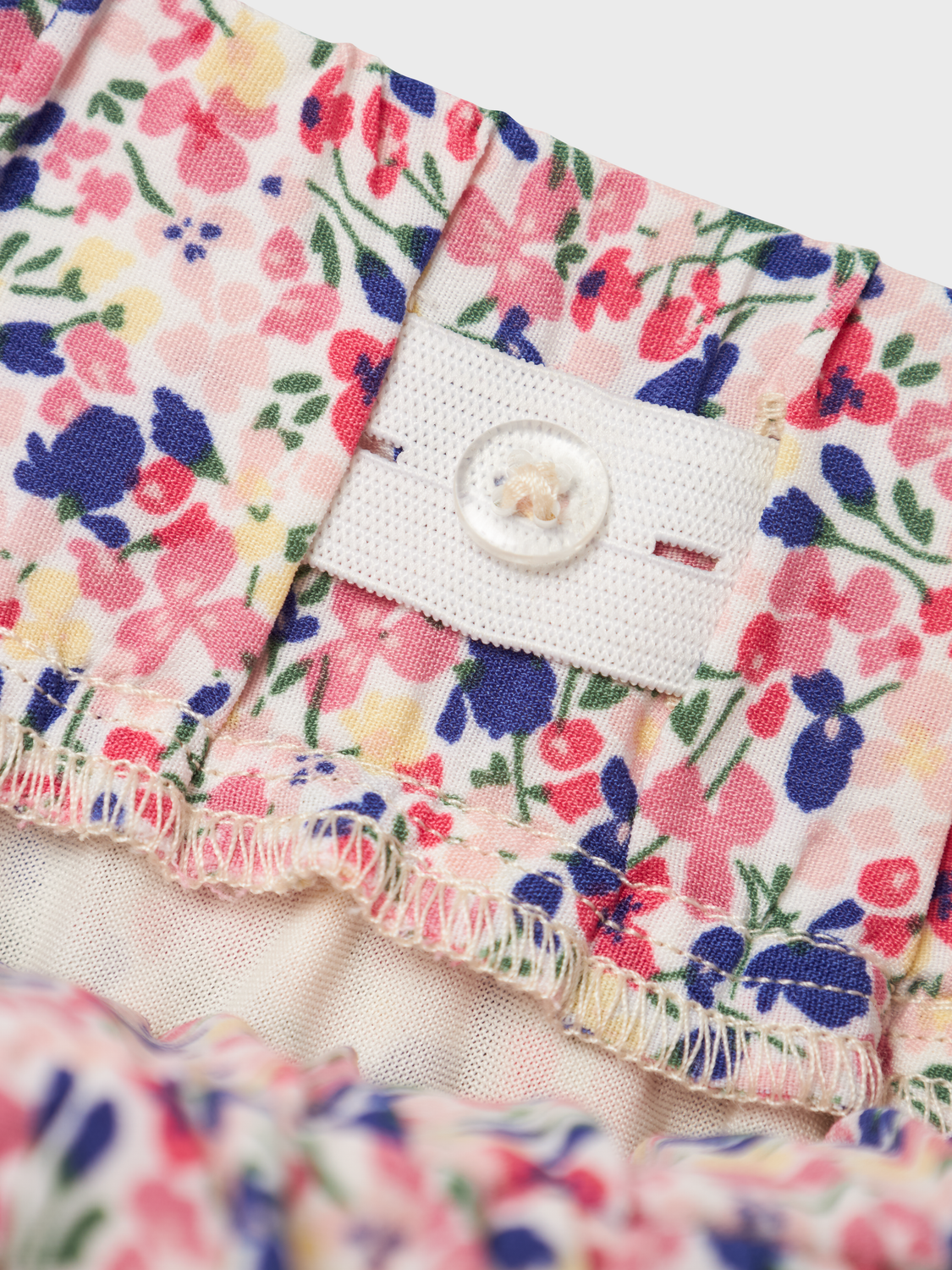 NKFVINAYA Skirts - White Alyssum