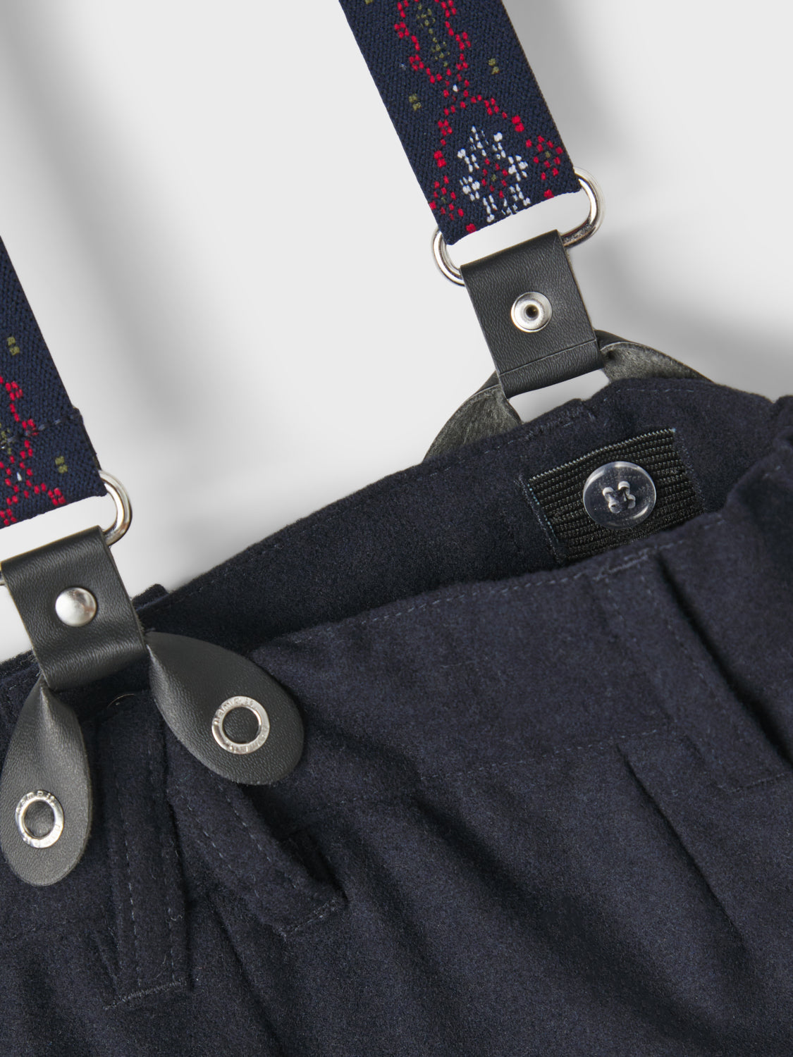 NMMTRUMP Tailoring - Dark Sapphire