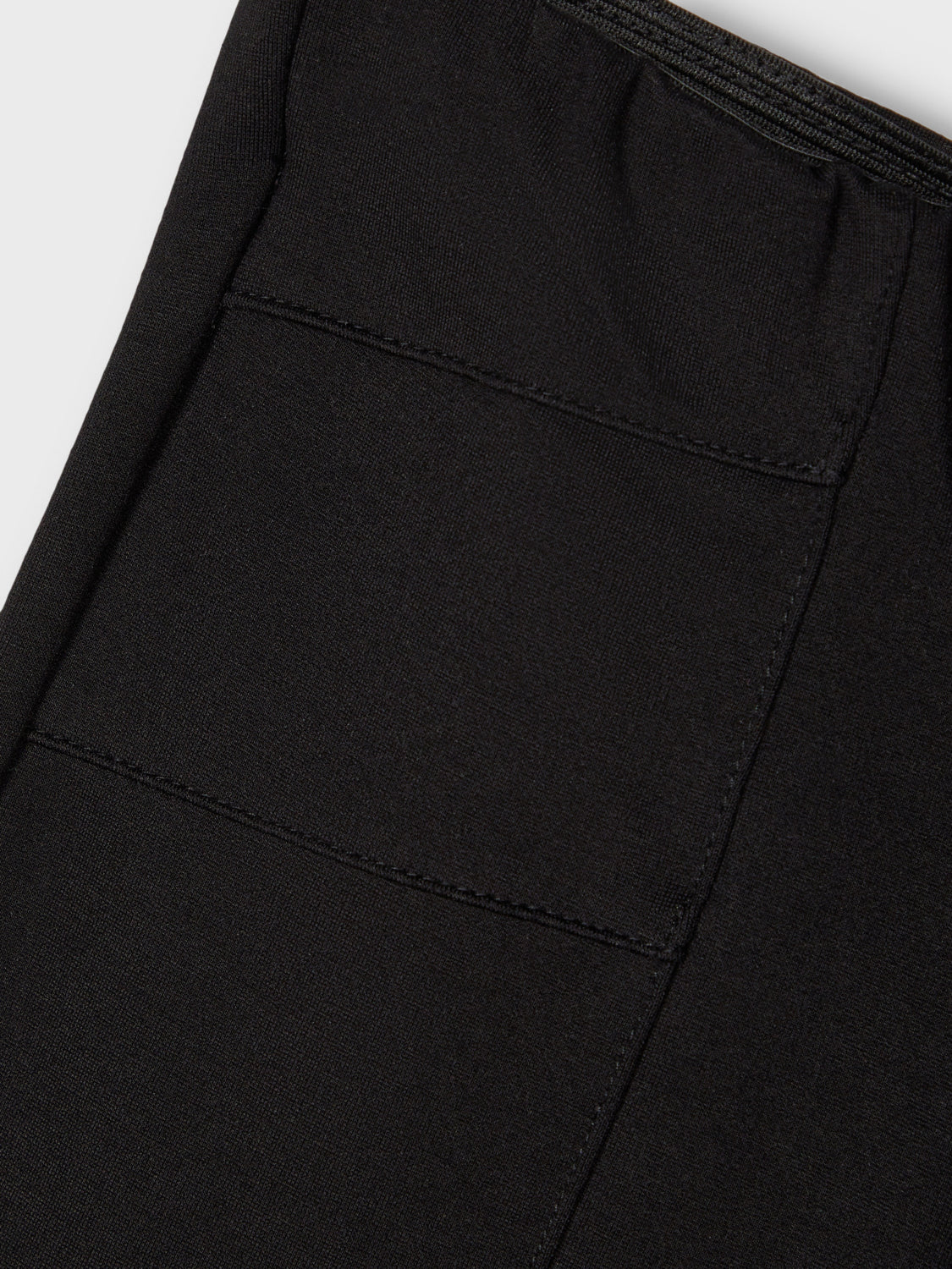 NKFTIDALU Pants - Black